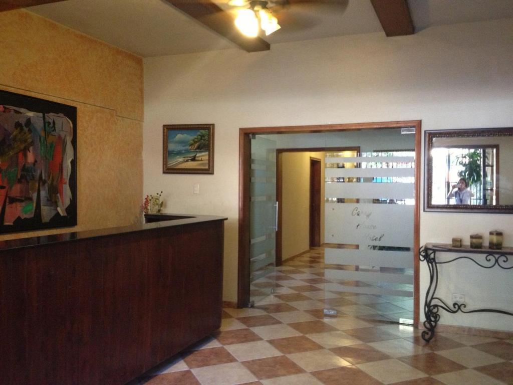 Carey House Hotel サントドミンゴ エクステリア 写真